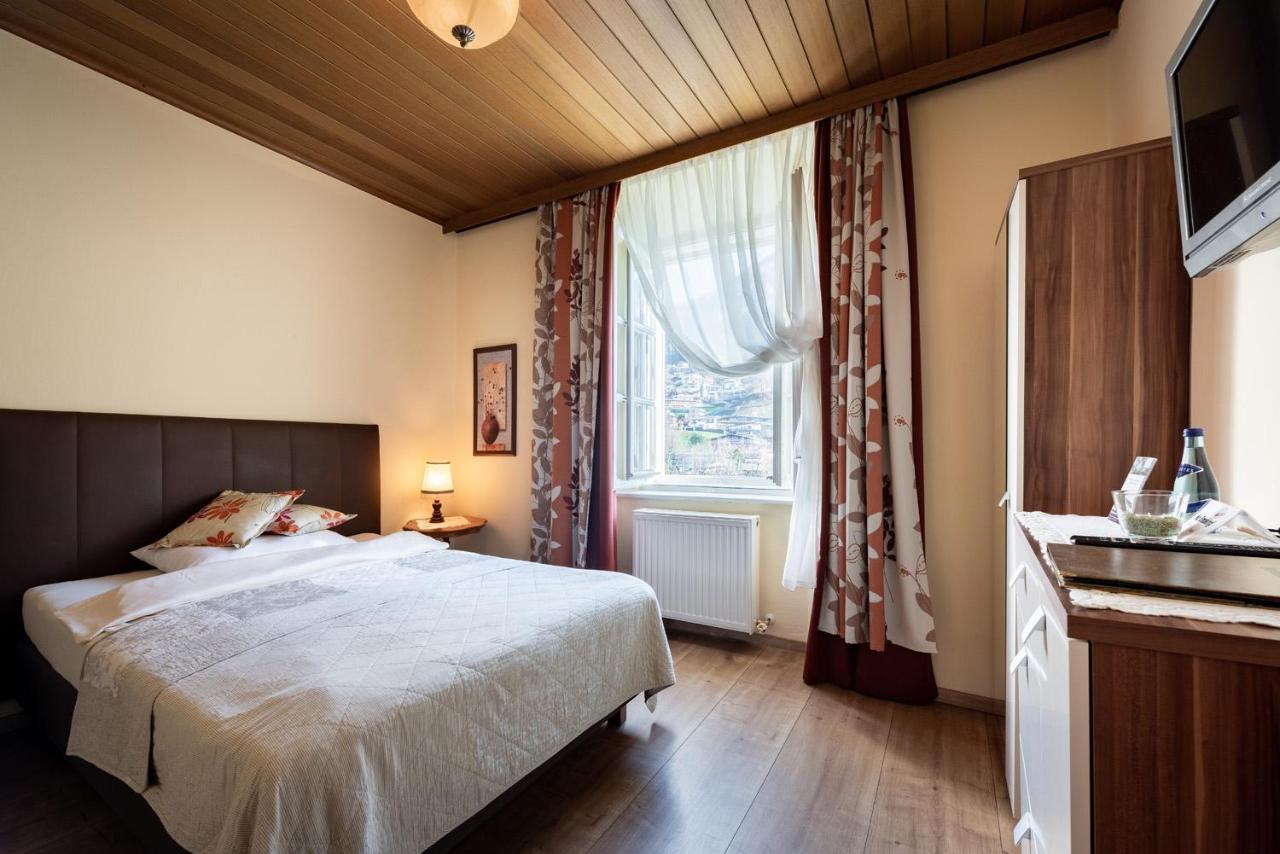 Schlosshotel Mitterhart Швац Екстер'єр фото