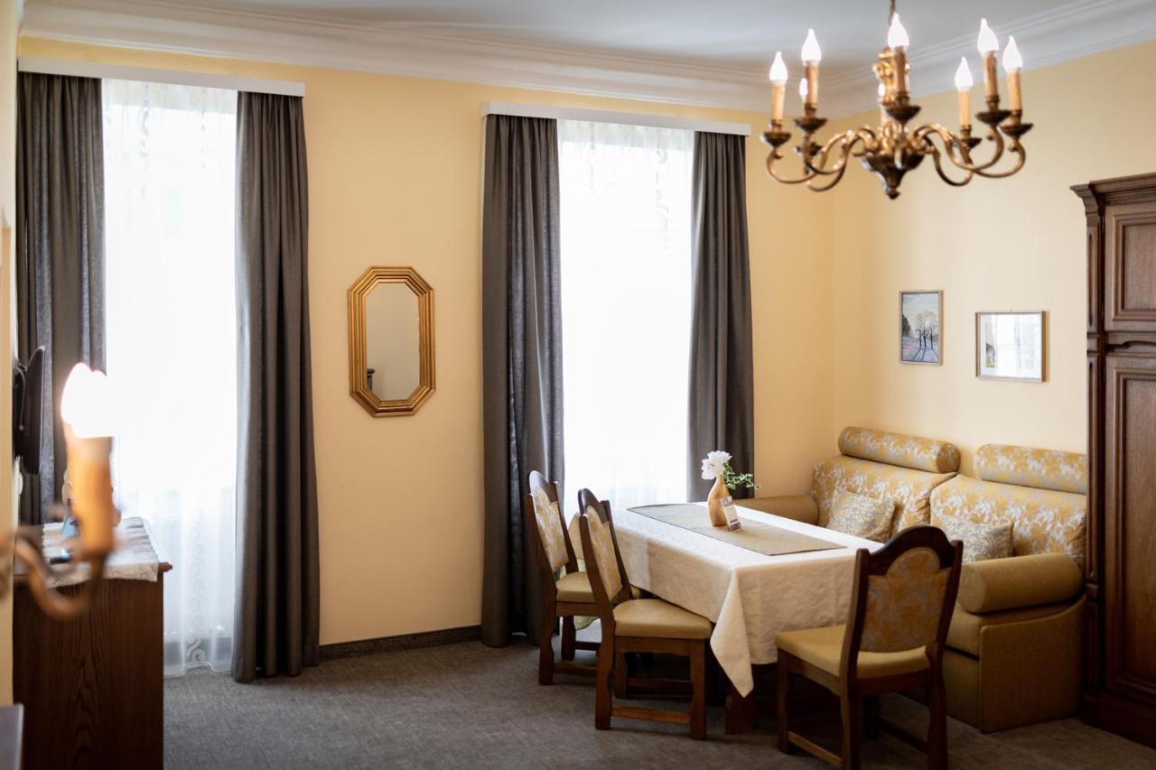 Schlosshotel Mitterhart Швац Екстер'єр фото